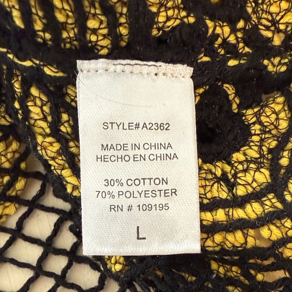 Floral Crochet Crop Top in Black and Yellow - Picture 11 of 14